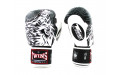 Боксерские перчатки Twins Special FBGVL50 white 10 oz
