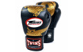 Боксерские перчатки Twins FBGVL3-23 black gold 10 oz