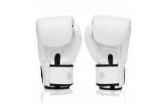 Боксерские перчатки Fairtex One ChampionShip white 12 oz Боксерские перчатки Fairtex One ChampionShip white 12 oz