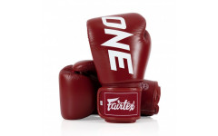 Боксерские перчатки Fairtex One ChampionShip red 10 oz Боксерские перчатки Fairtex One ChampionShip red 10 oz